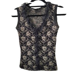 Vintage Garage fitted sleeveless ruffle and lace blouse
